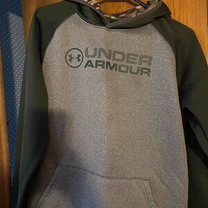 Boys long sleeve hooded with camo inside hood